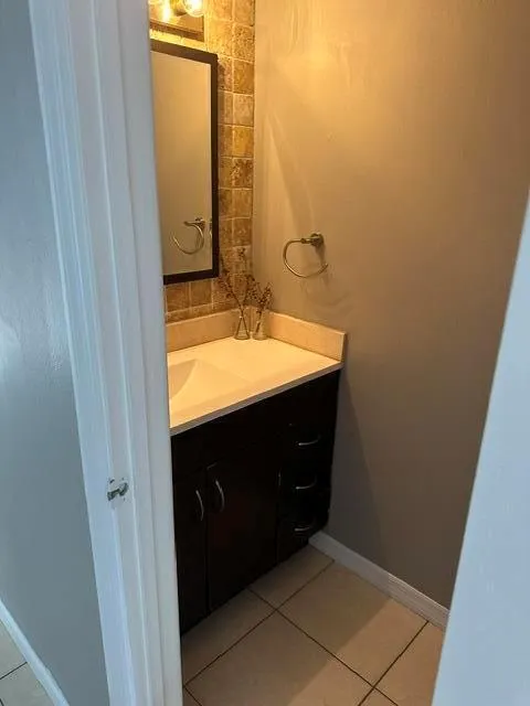 13454 OLD ENGLISHTOWN ROAD Wellington, FL 33414