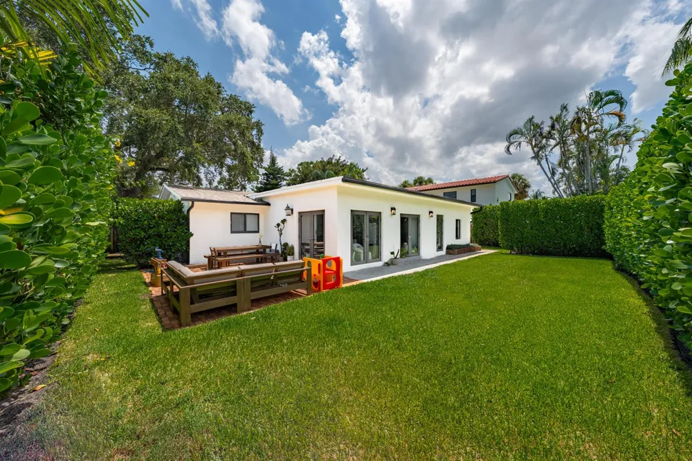 739 NW 6TH STREET Boca Raton, FL 33486