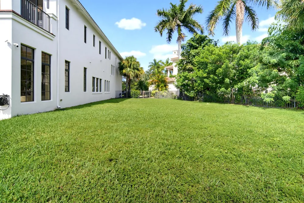9619 Clemmons Street Parkland, FL 33076
