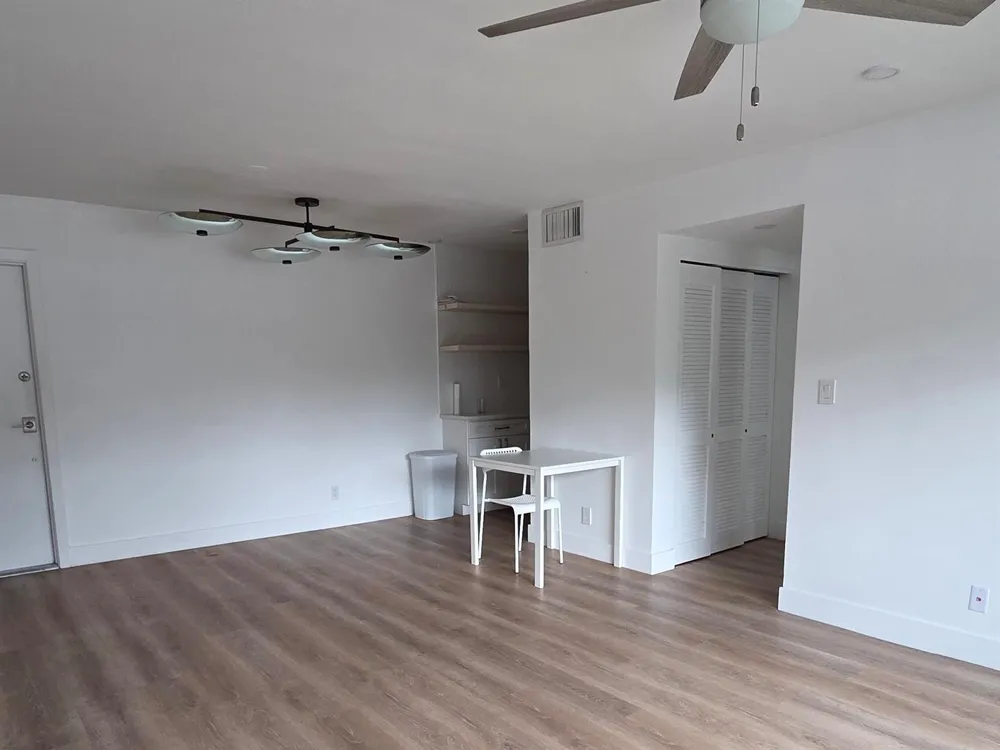 1001 SE 16TH STREET #7 Fort Lauderdale, FL 33316