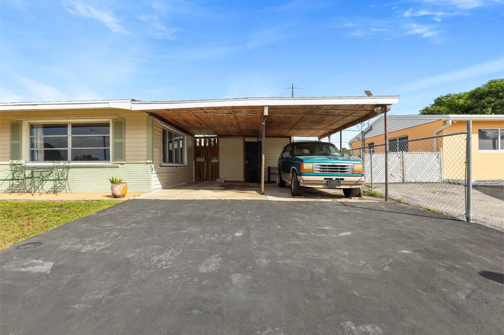 9412 Bellewood Street Palm Beach Gardens, FL 33410