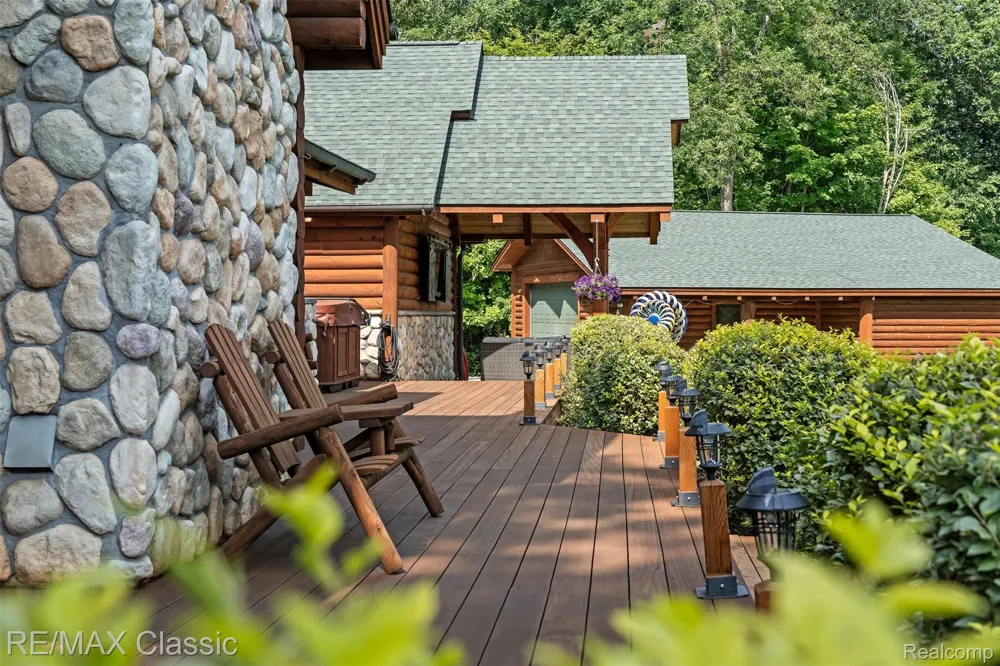 4489 Clara Louise Ct Saline Township, MI 48176