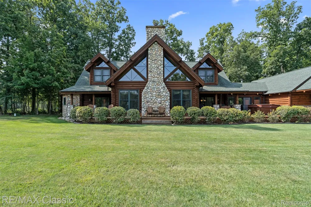 4489 Clara Louise Ct Saline Township, MI 48176