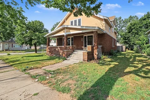 1607 6th Street