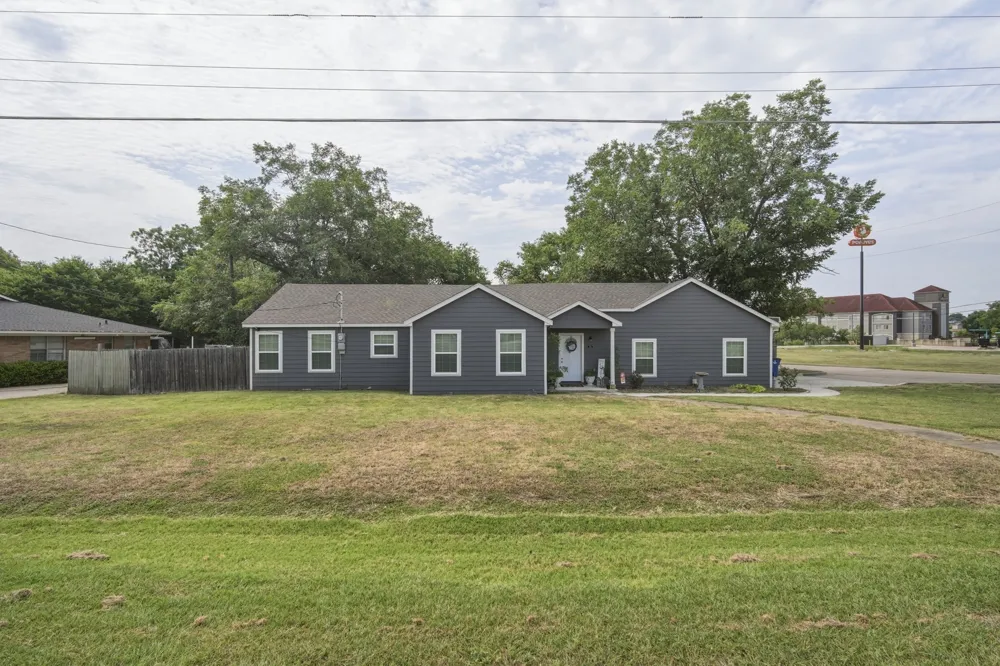 500 Old Telico Road Ennis, TX 75119