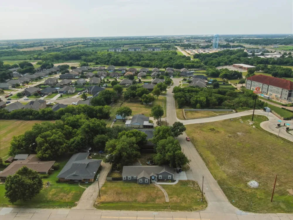 500 Old Telico Road Ennis, TX 75119