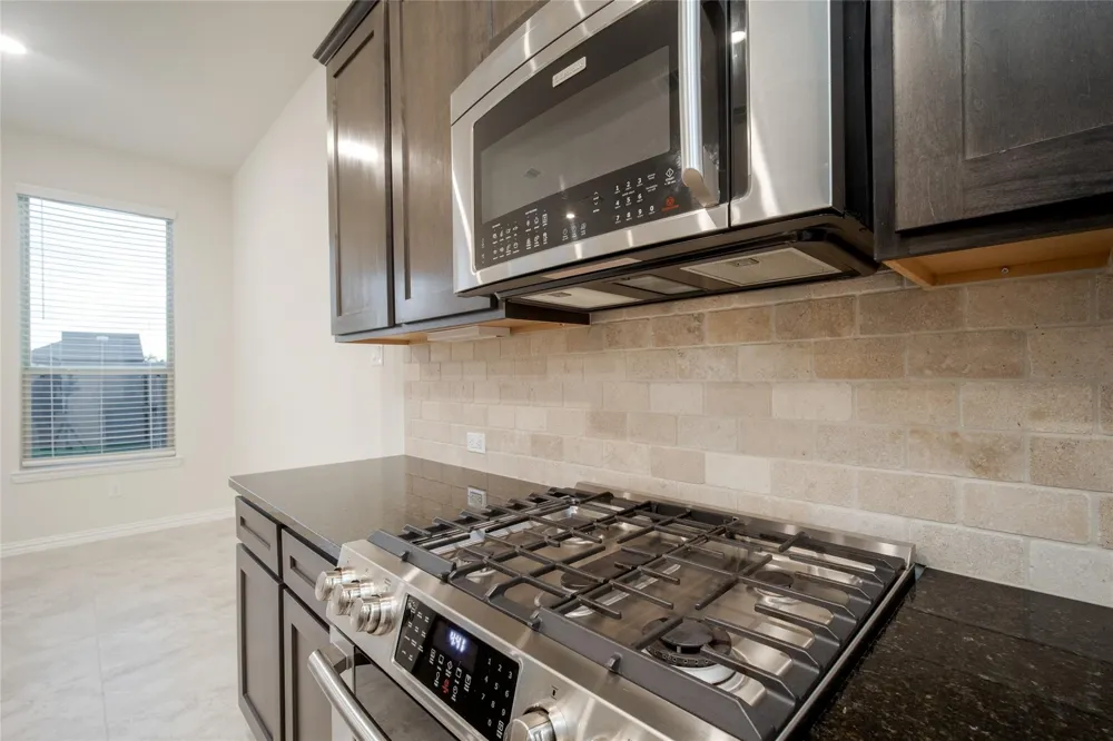 1634 Ryon Falls Drive Richmond, TX 77469