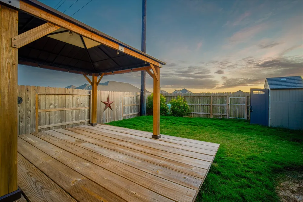 1634 Ryon Falls Drive Richmond, TX 77469