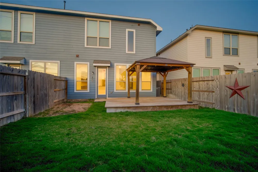 1634 Ryon Falls Drive Richmond, TX 77469