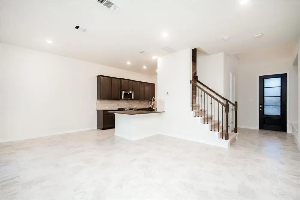 1634 Ryon Falls Drive Richmond, TX 77469