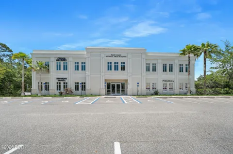180 Pinnacles Drive #201