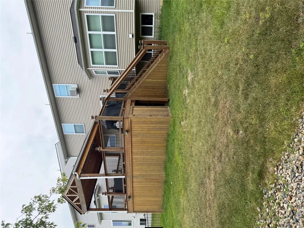 9163 White Tail Court Ypsilanti City, MI 48197
