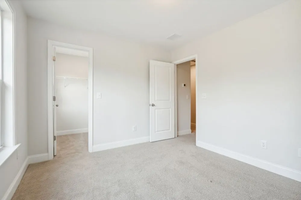 1417 Charles Dr Chapel Hill, TN 37034