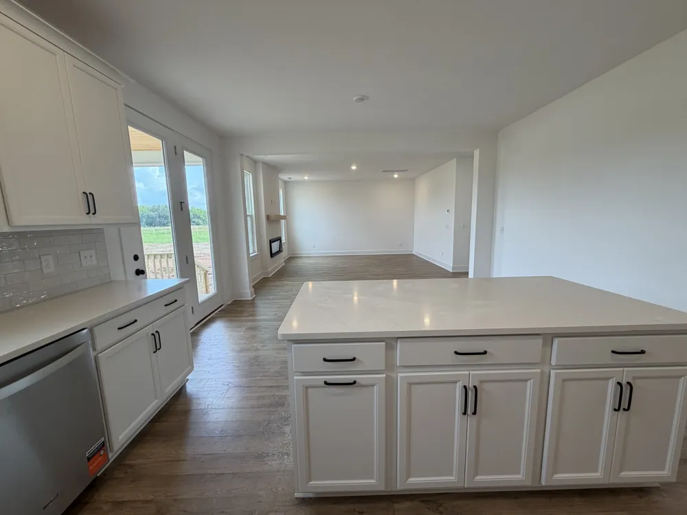 1417 Charles Dr Chapel Hill, TN 37034