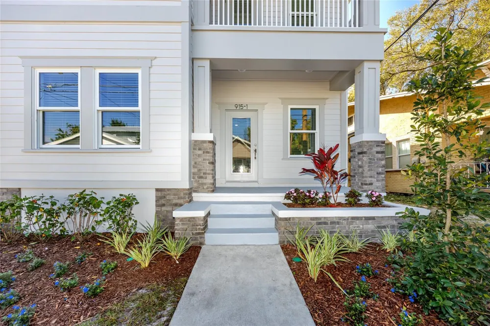 915 E 15TH AVENUE #1 Tampa, FL 33605