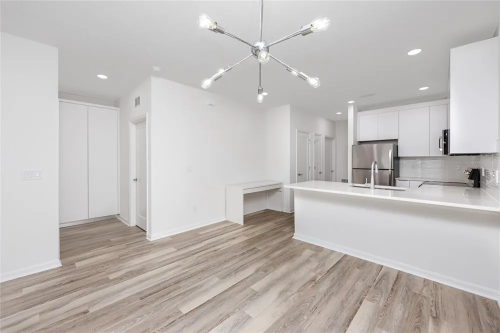 915 E 15TH AVENUE #1 Tampa, FL 33605