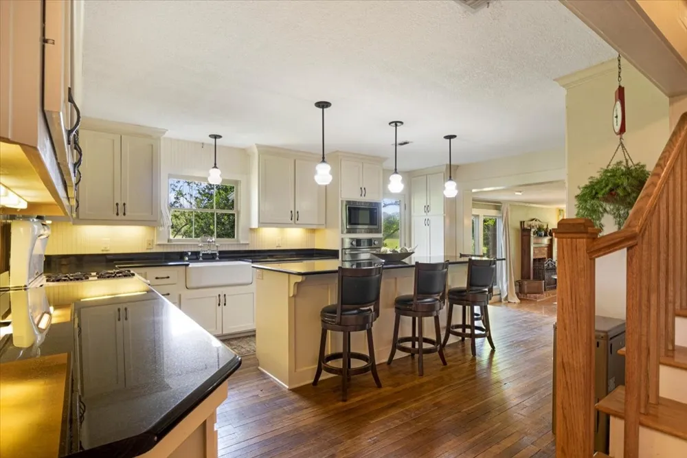 20272 County Road 4126 Lindale, TX 75771