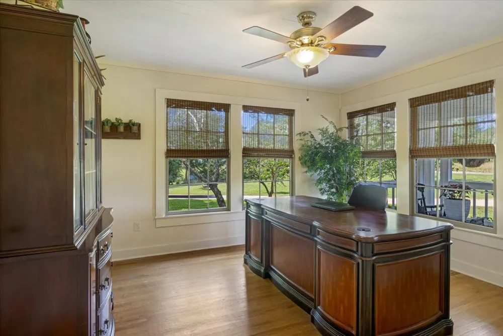 20272 County Road 4126 Lindale, TX 75771