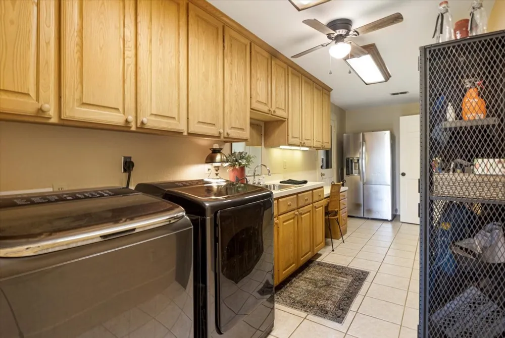 20272 County Road 4126 Lindale, TX 75771