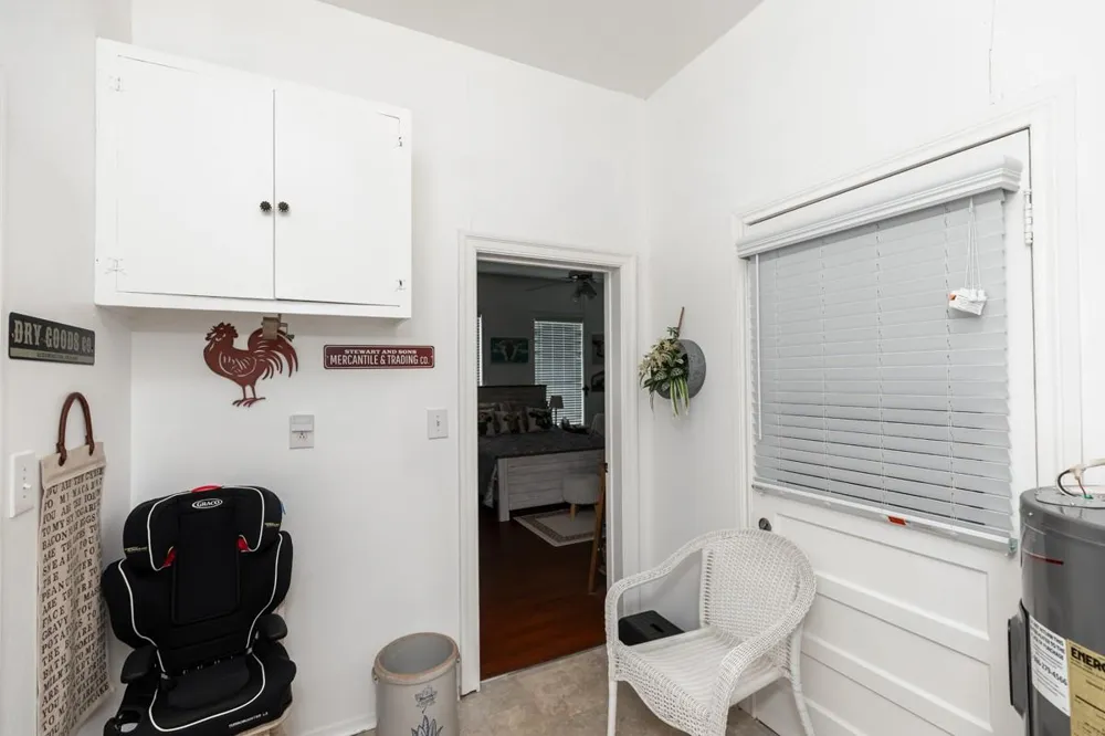 385 W Cora Lee Street Sour Lake, TX 77659