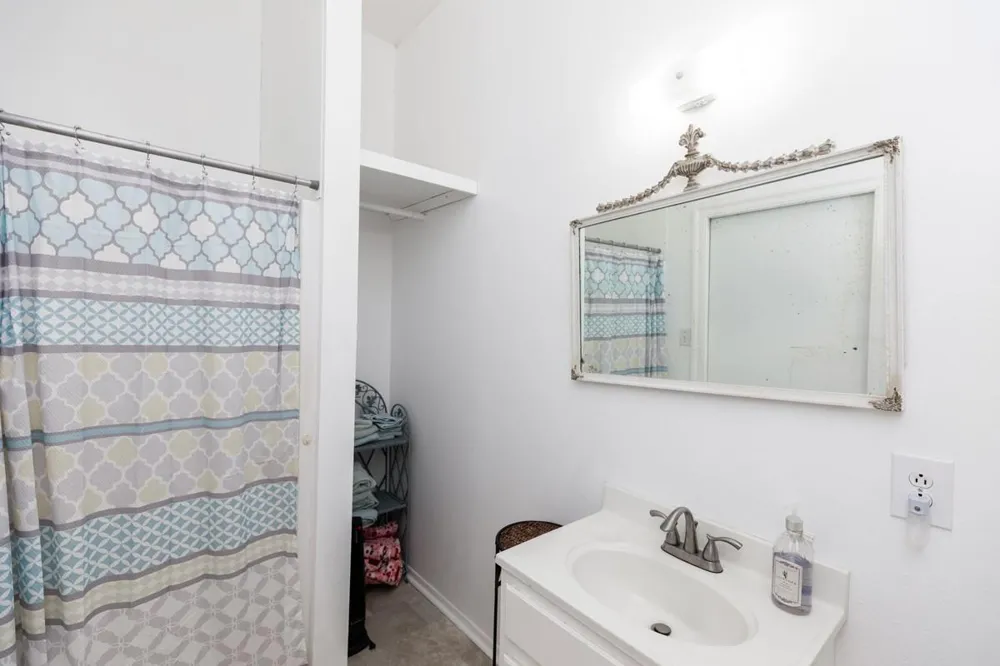 385 W Cora Lee Street Sour Lake, TX 77659