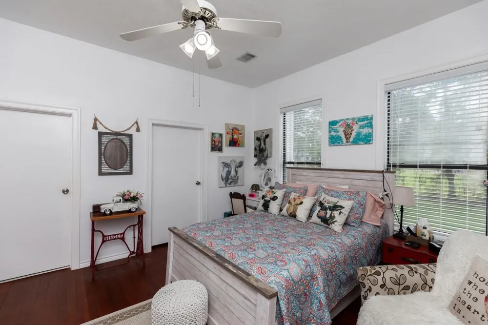 385 W Cora Lee Street Sour Lake, TX 77659