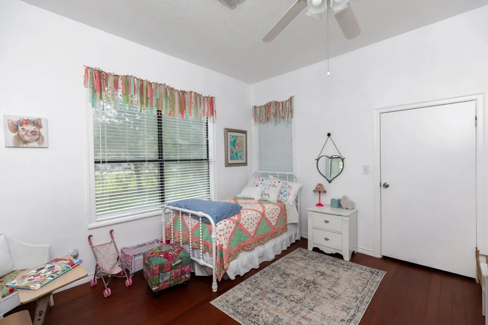 385 W Cora Lee Street Sour Lake, TX 77659