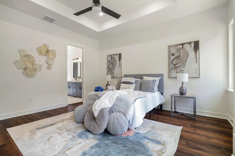 290 Apple Valley Dr Panorama Village, TX 77304
