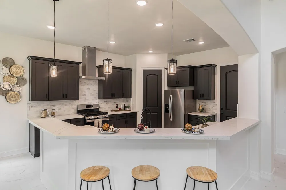 290 Apple Valley Dr Panorama Village, TX 77304