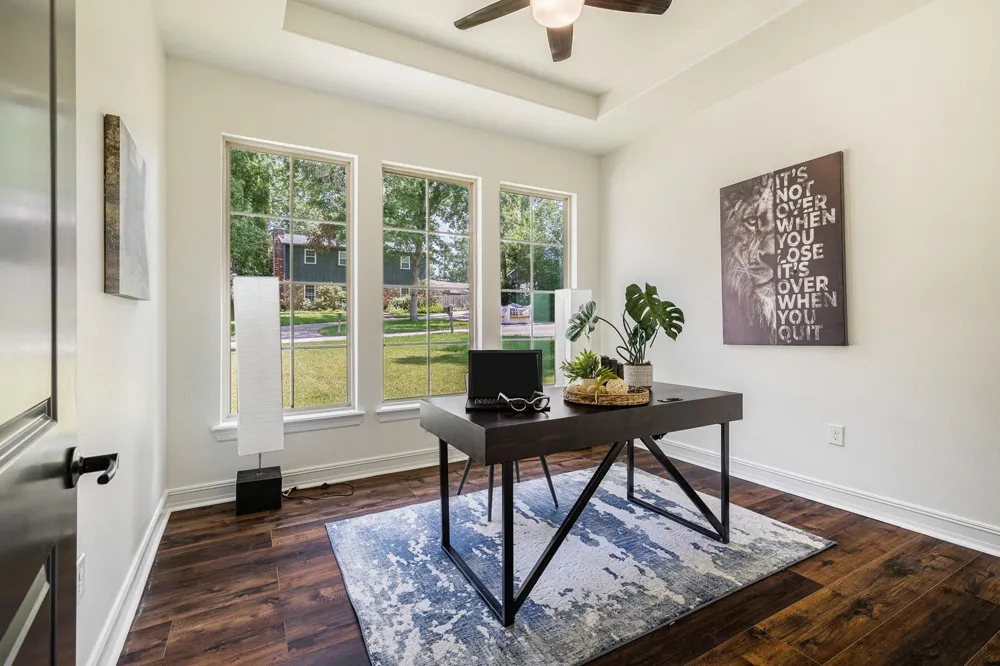 290 Apple Valley Dr Panorama Village, TX 77304