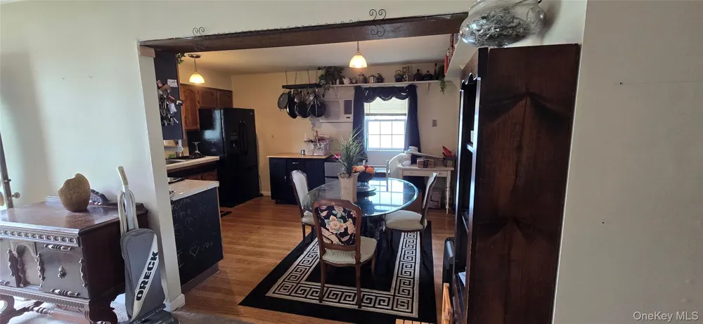 13 Manor Drive Shirley, NY 11967