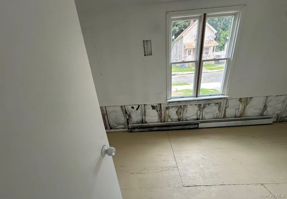 90 E 3rd Street Huntington Station, NY 11746