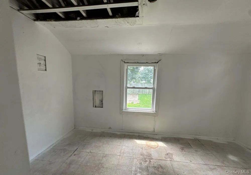 90 E 3rd Street Huntington Station, NY 11746