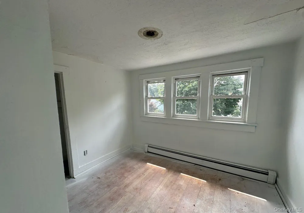 90 E 3rd Street Huntington Station, NY 11746