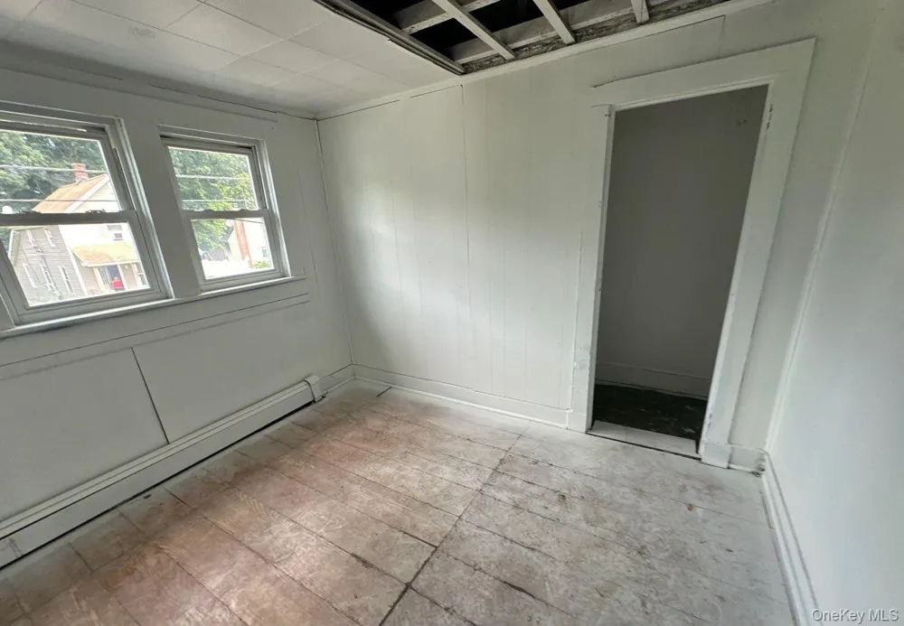 90 E 3rd Street Huntington Station, NY 11746