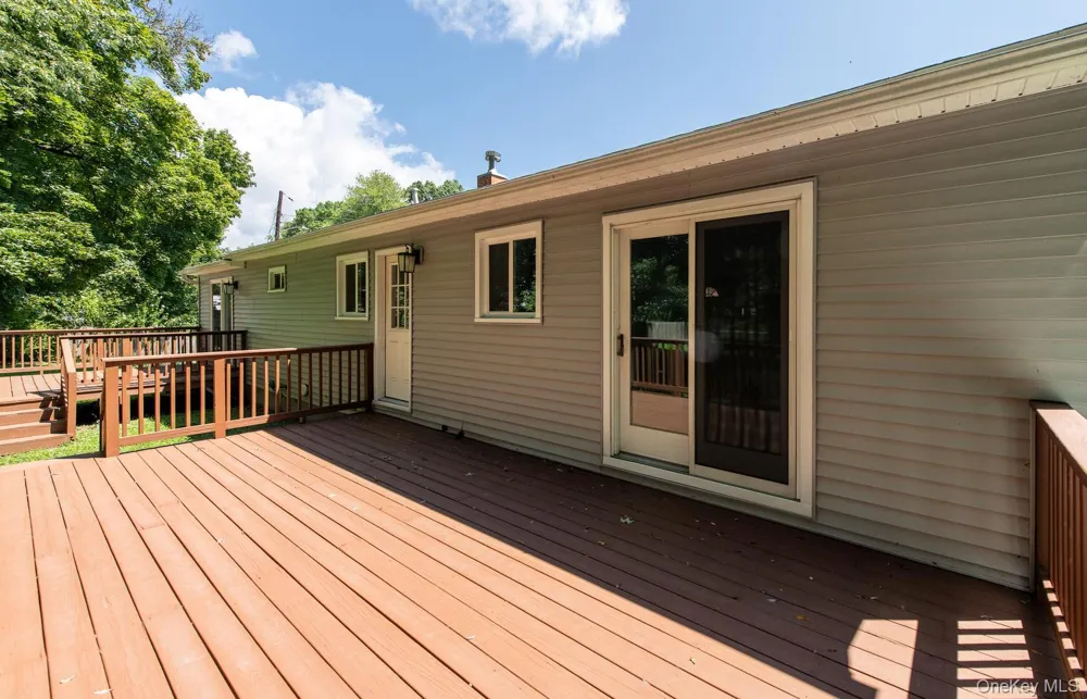 16 Trinity Place Rhinebeck, NY 12572