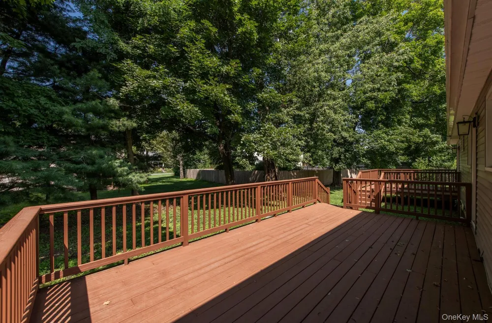 16 Trinity Place Rhinebeck, NY 12572