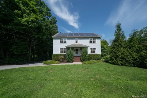 70 Orchard Crest Drive