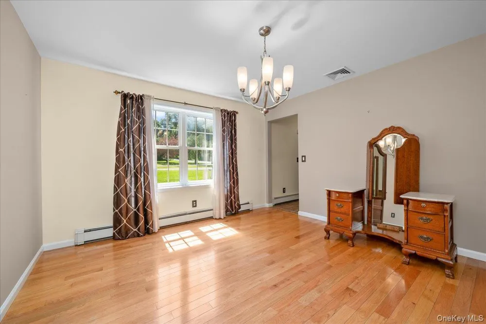 70 Orchard Crest Drive Westtown, NY 10998