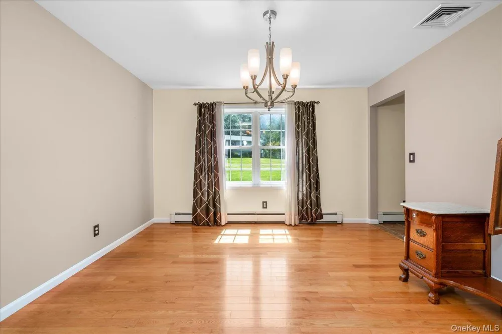 70 Orchard Crest Drive Westtown, NY 10998