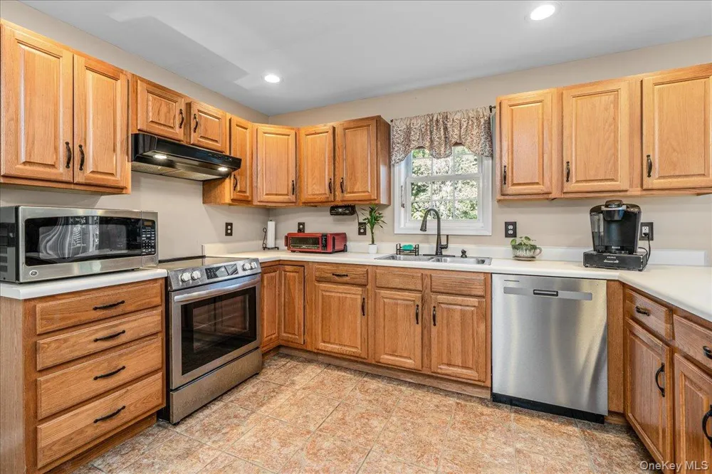 70 Orchard Crest Drive Westtown, NY 10998