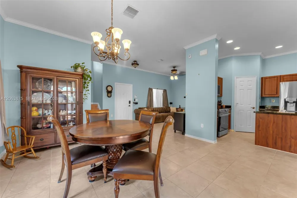 2390 SE 17th Ter Homestead, FL 33035