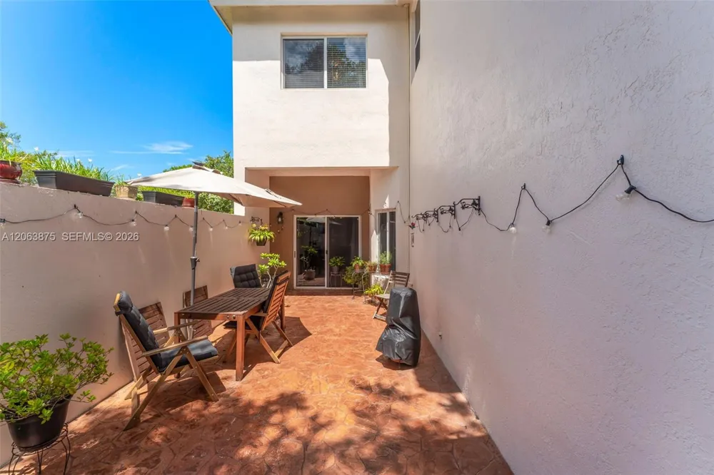 2390 SE 17th Ter Homestead, FL 33035