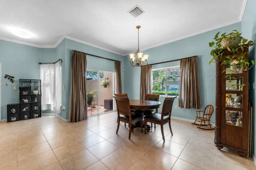 2390 SE 17th Ter Homestead, FL 33035
