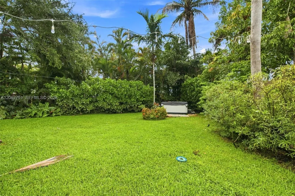 260 NE 95th St Miami Shores, FL 33138
