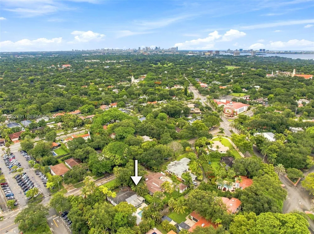 260 NE 95th St Miami Shores, FL 33138