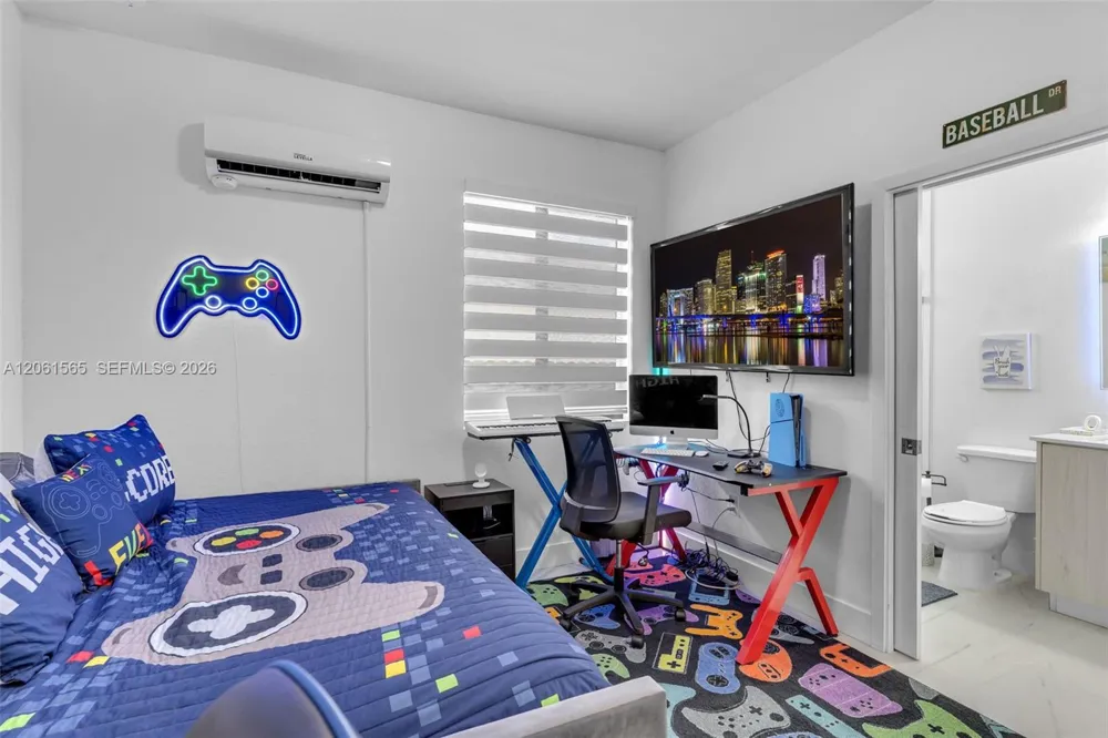 12933 SW 227th St Miami, FL 33170