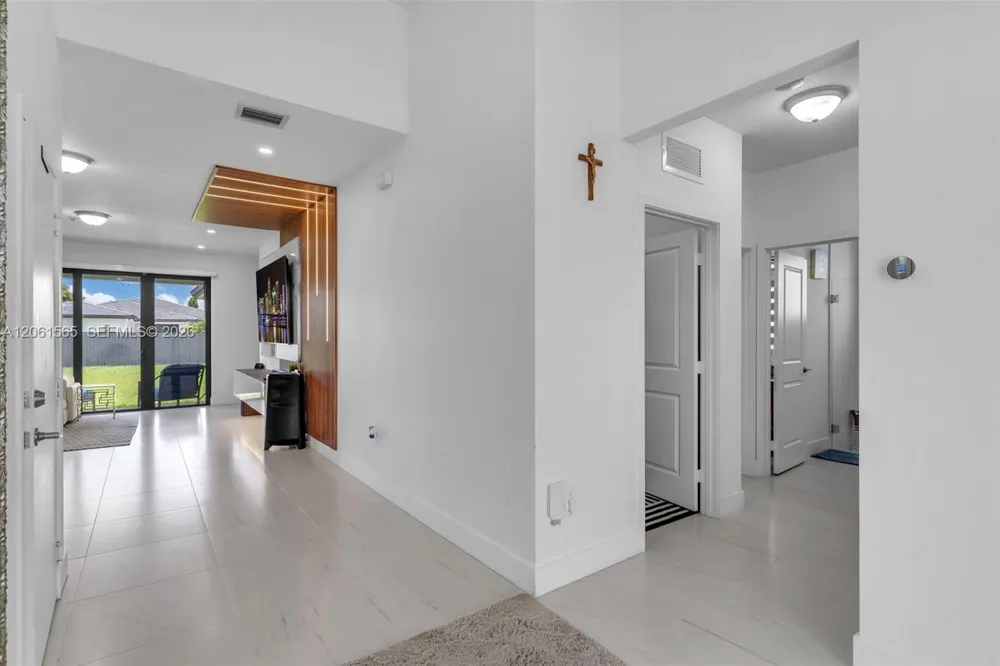 12933 SW 227th St Miami, FL 33170