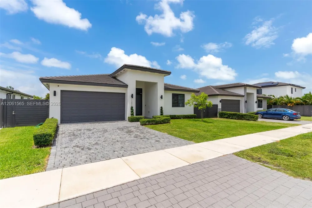12933 SW 227th St Miami, FL 33170