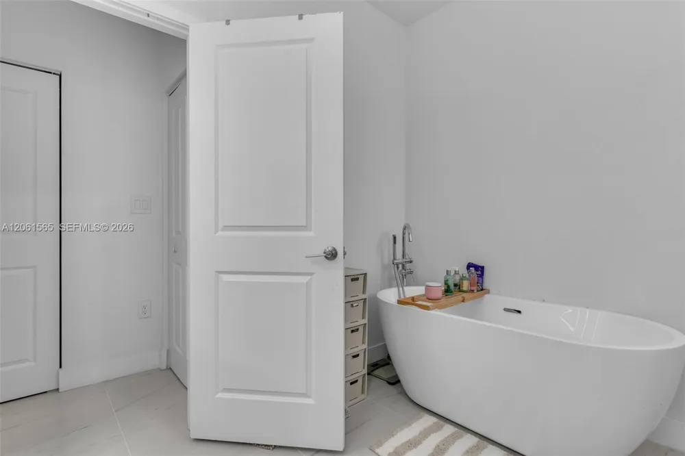12933 SW 227th St Miami, FL 33170